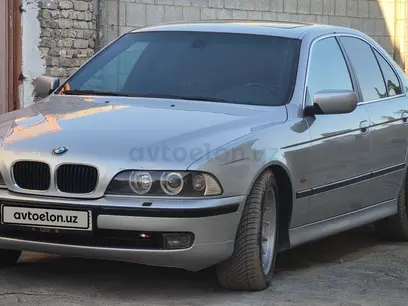 Серебристый BMW 520 1996 года, КПП Автомат, в Андижан за 7 500 y.e. id5182642