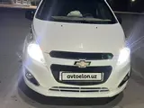 Oq Chevrolet Spark, 2 pozitsiya 2018 yil, КПП Mexanika, shahar Navoiy uchun ~7 494 у.е. id6429617, Fotosurat №1