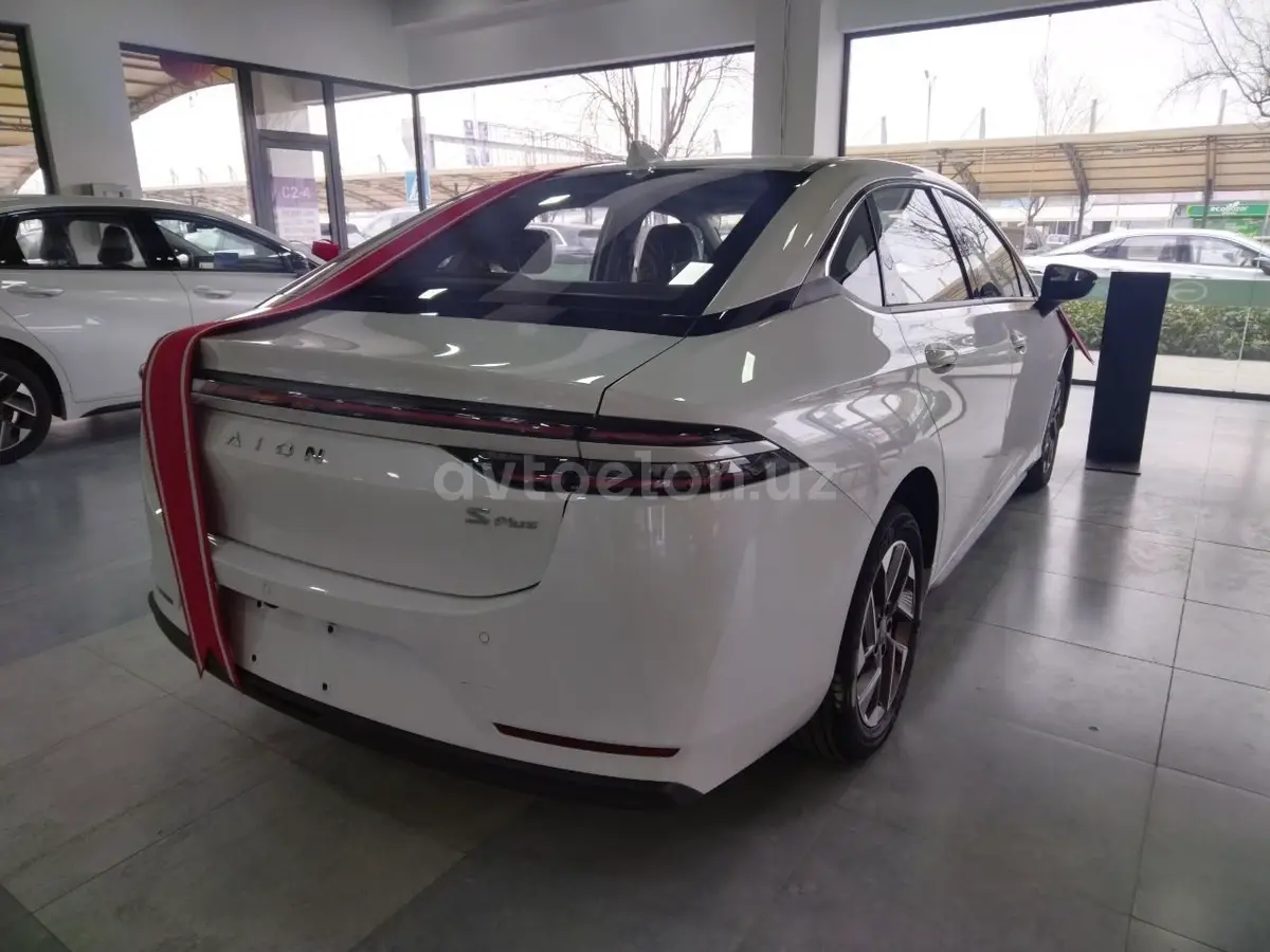 GAC Aion S Plus — 4