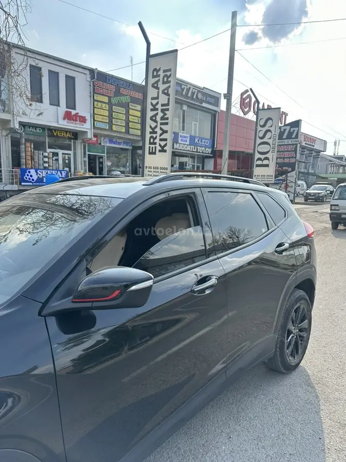 Chevrolet Tracker 2024 — 5