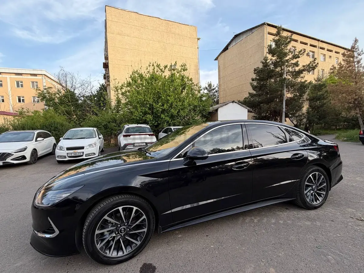 Hyundai Sonata — 3