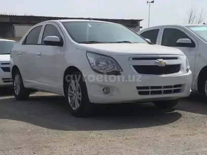 Oq Chevrolet Cobalt, 4 pozitsiya 2024 yil, КПП Avtomat, shahar Navoiy uchun ~13 379 у.е. id4971490