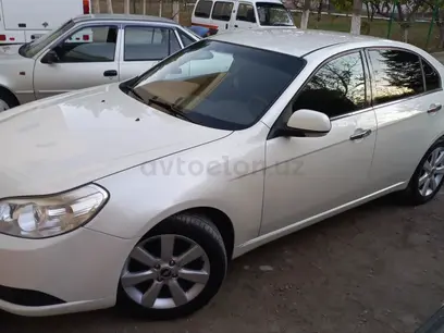 Белый Chevrolet Epica, 2 позиция 2011 года, КПП Механика, в Ташкент за 7 800 y.e. id4952808