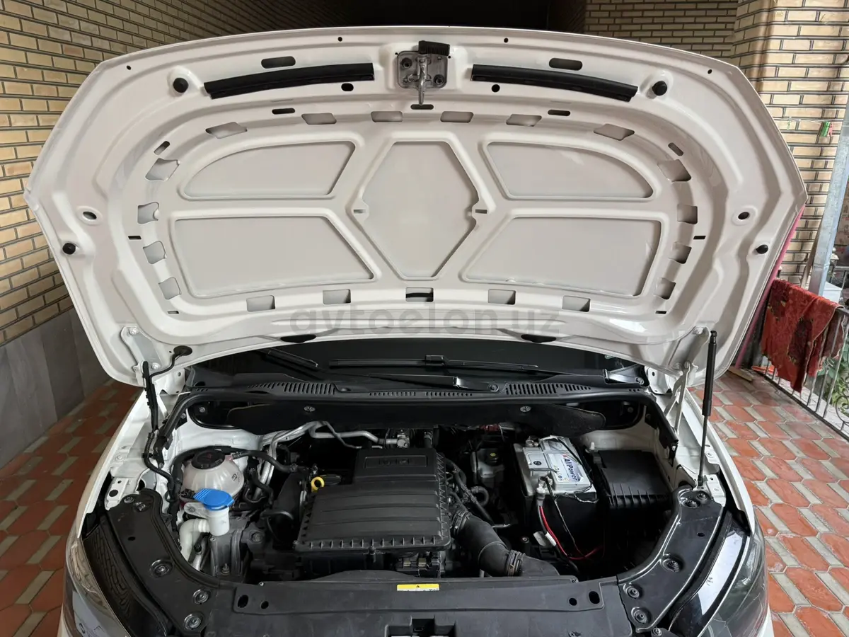 Volkswagen Caddy — 7