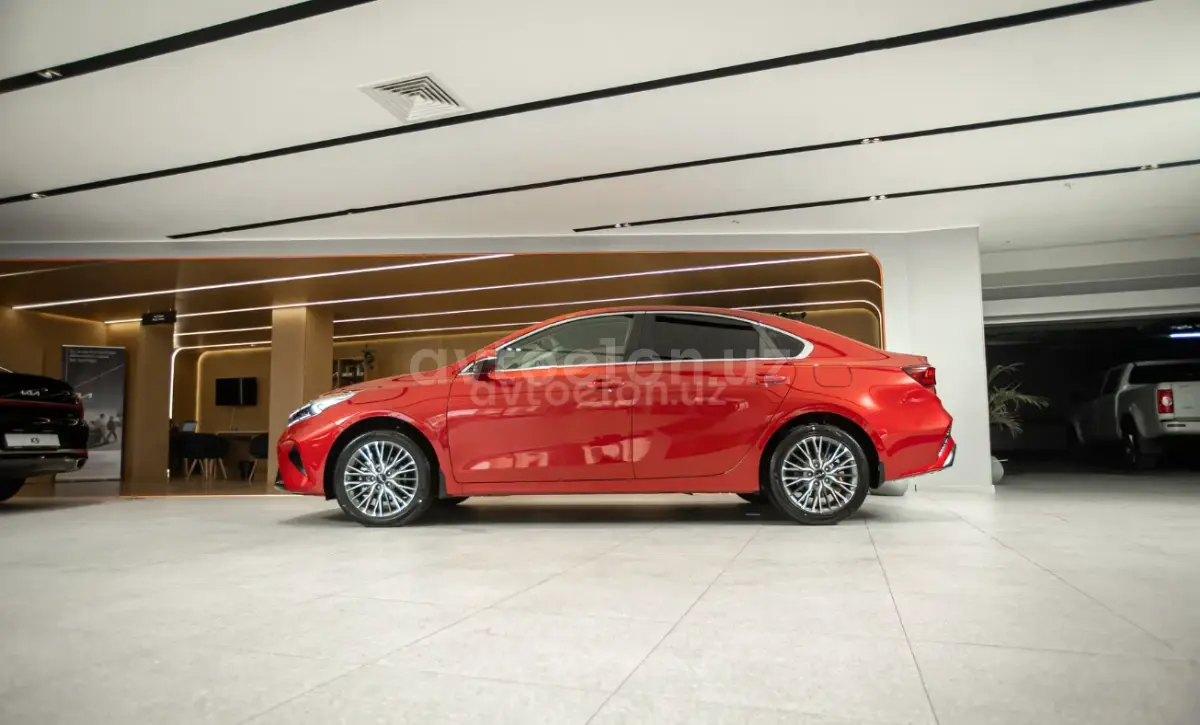Kia Cerato — 10