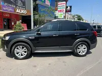 Черный Chevrolet Captiva, 4 позиция 2017 года, КПП Автомат, в Ташкент за 20 800 y.e. id4831349