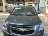 Мокрый асфальт Chevrolet Cobalt, 4 позиция 2024 года, КПП Автомат, в Ташкент за 13 300 y.e. id5030942, Фото №1