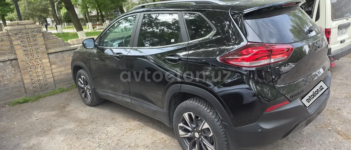 Chevrolet Tracker 2023 — 2