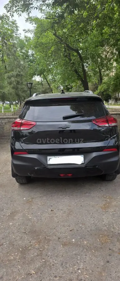 Chevrolet Tracker 2023 — 3