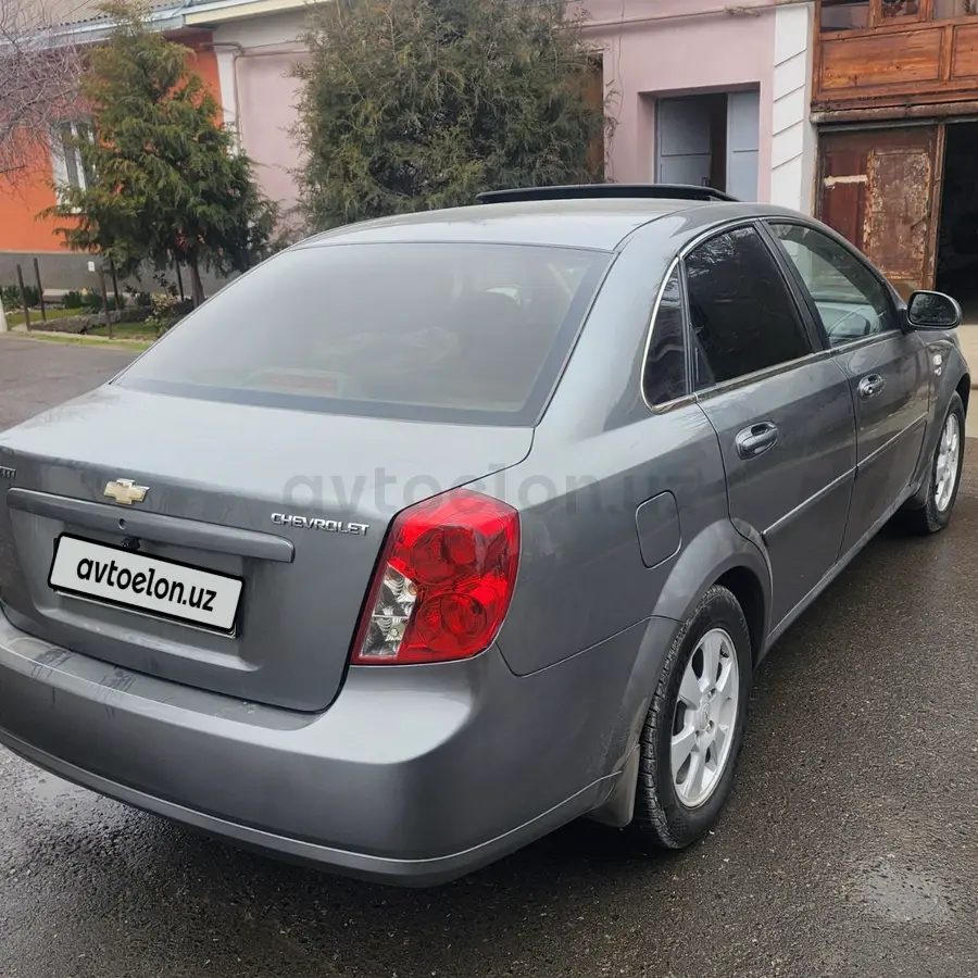 Daewoo Lacetti