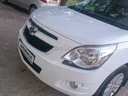 Белый Chevrolet Cobalt, 4 позиция 2019 года, КПП Автомат, в Карши за ~11 441 y.e. id5164311