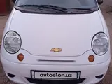 Белый Chevrolet Matiz, 2 позиция 2006 года, КПП Механика, в Термез за ~2 543 y.e. id5210316, Фото №1