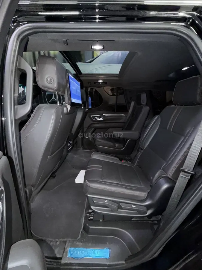 Chevrolet Tahoe 2023 — 3