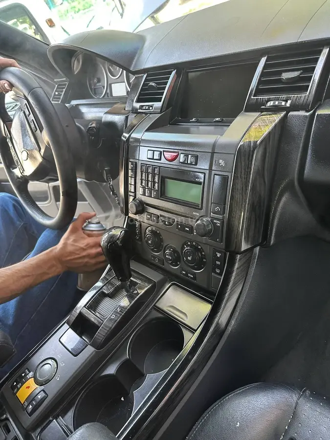 Land Rover Range Rover Sport — 4