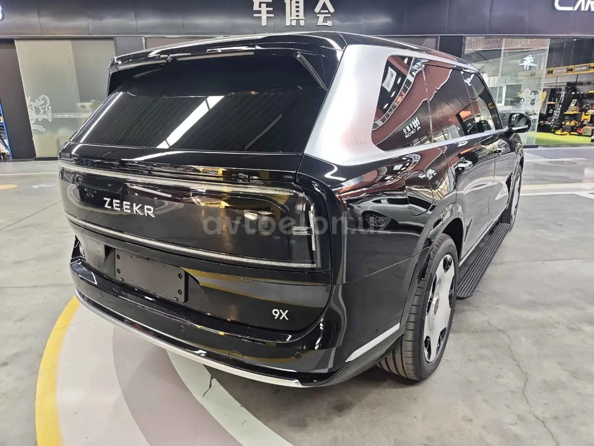 Zeekr 9X — 3