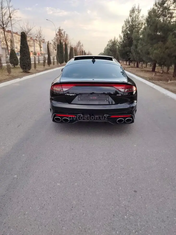Kia Stinger — 3