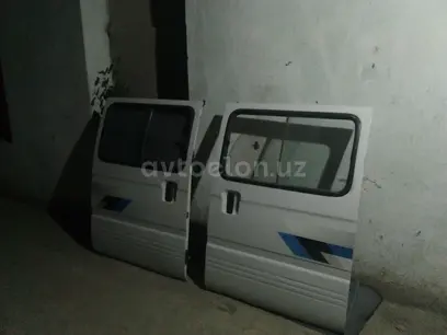 2 ta Oʻrta eshik va orqa sedenalari bor radnoy в Самарканд за ~237 y.e. id6362138