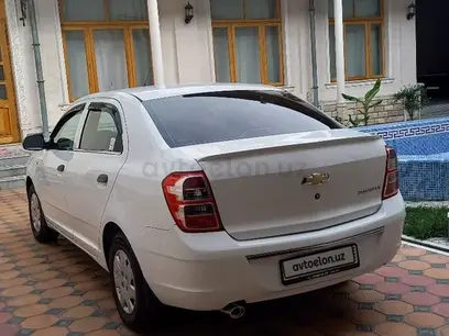 Белый Chevrolet Cobalt, 1 позиция 2013 года, КПП Механика, в Ташкент за 7 500 y.e. id5177803