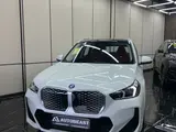 Белый BMW iX1 2024 года, КПП Автомат, в Ташкент за 42 400 y.e. id5212608, Фото №1