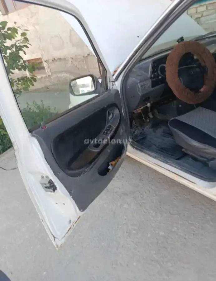 Daewoo Nexia 2005 — 5