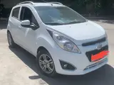 Белый Chevrolet Spark, 4 позиция 2018 года, КПП Механика, в Ташкент за 7 700 y.e. id5235537, Фото №1