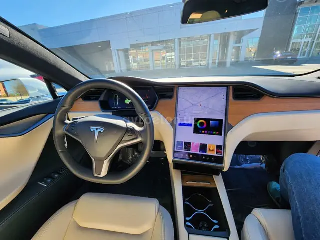 Tesla Model S — 2