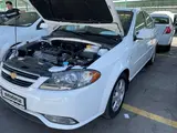 Белый Chevrolet Gentra, 3 позиция 2019 года, КПП Автомат, в Ташкент за 11 200 y.e. id5234209, Фото №1