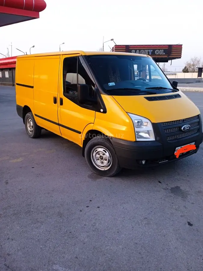 Ford Transit — 3