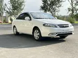 Белый Chevrolet Gentra, 1 позиция Газ-бензин 2019 года, КПП Механика, в Маргилан за 9 000 y.e. id5219411, Фото №1