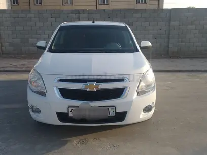 Белый Chevrolet Cobalt, 3 позиция 2015 года, КПП Механика, в Беруни за ~8 687 y.e. id4988152