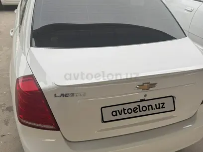 Белый Chevrolet Gentra, 3 позиция 2021 года, КПП Автомат, в Наманган за 13 200 y.e. id6713478