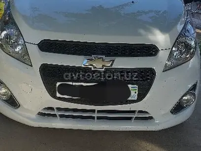 Белый Chevrolet Spark, 2 позиция 2020 года, КПП Механика, в Термез за ~7 912 y.e. id5160610