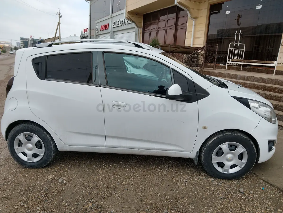 Chevrolet Spark 2010 — 2