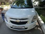 Белый Chevrolet Cobalt, 4 позиция 2022 года, КПП Автомат, в Ташкент за 11 300 y.e. id5201547, Фото №1