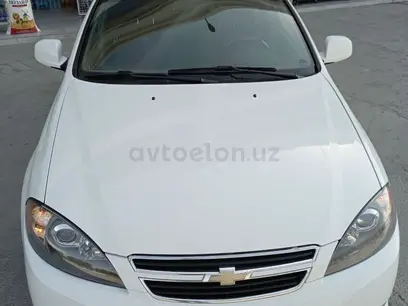 Белый Chevrolet Gentra, 3 позиция 2017 года, КПП Автомат, в Ташкент за 10 500 y.e. id5163674
