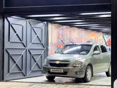 Mokriy asfalt Chevrolet Cobalt, 2 pozitsiya EVRO 2016 yil, КПП Mexanika, shahar Toshkent uchun 10 000 у.е. id2705157