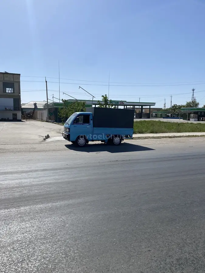 Chevrolet Labo 2010 — 2