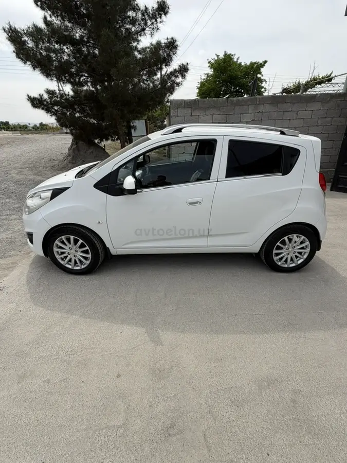 Chevrolet Spark 2014 — 3