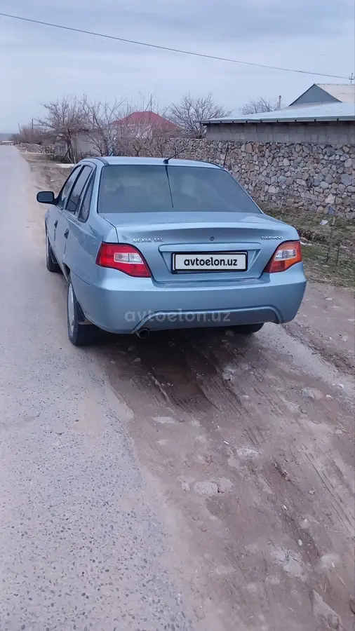 Daewoo Nexia II — 4