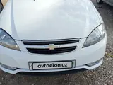 Белый Chevrolet Gentra, 1 позиция Газ-бензин 2023 года, КПП Механика, в Янгиер за 12 000 y.e. id5253613, Фото №1