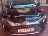Черный Chevrolet Tracker, 3 позиция 2023 года, КПП Автомат, в Андижан за 18 850 y.e. id5203464, Фото №1
