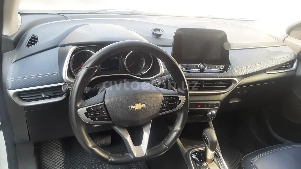 Chevrolet Tracker 2023 — 4