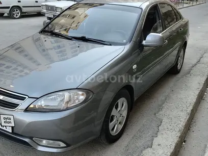 Mokriy asfalt Chevrolet Gentra, 2 pozitsiya 2015 yil, КПП Mexanika, shahar Samarqand uchun 10 000 у.е. id5136462