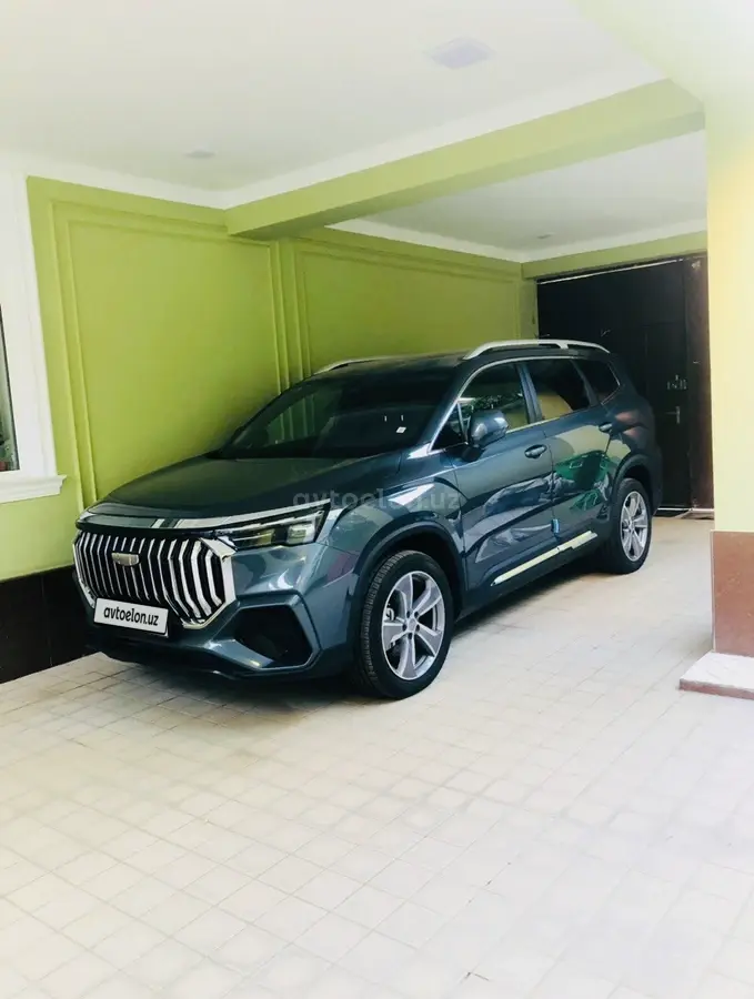 Geely Okavango