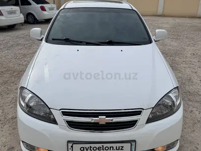 Белый Chevrolet Gentra, 3 позиция 2019 года, КПП Автомат, в Термез за ~12 229 y.e. id4987408
