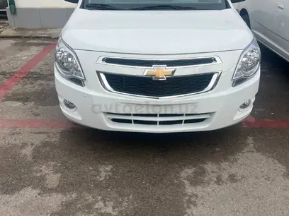 Белый Chevrolet Cobalt, 4 позиция 2024 года, КПП Автомат, в Ташкент за 12 700 y.e. id5186296