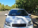 Белый Chevrolet Nexia 3, 2 евро позиция 2017 года, КПП Автомат, в Янгиюль за 7 600 y.e. id6577827, Фото №1
