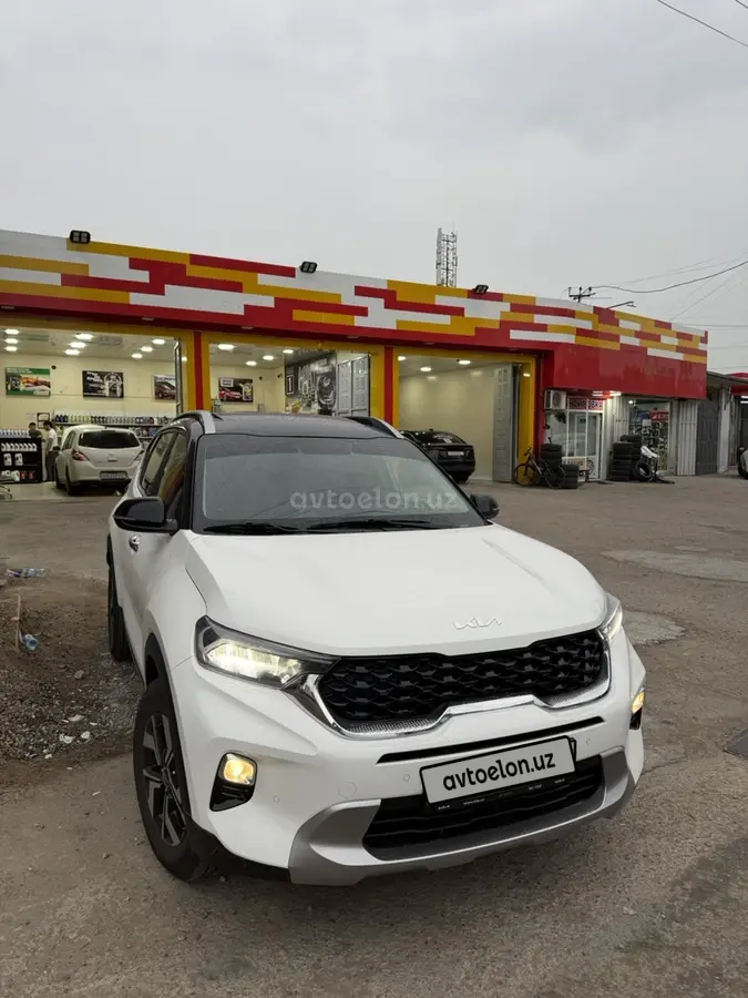 Kia Sonet — 5