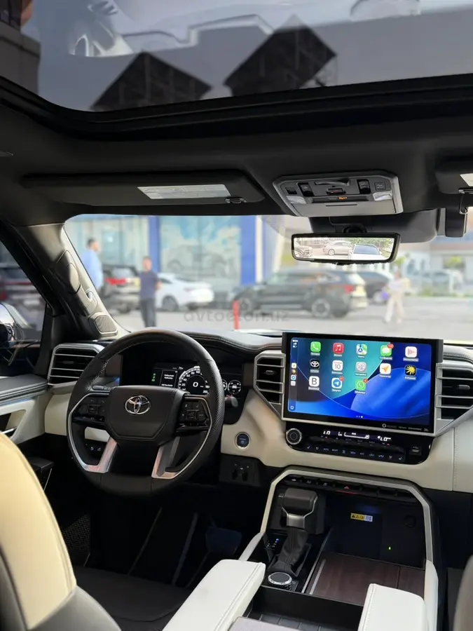 Toyota Sequoia — 3