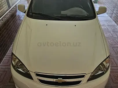 Белый Chevrolet Lacetti, 3 позиция 2022 года, КПП Автомат, в Ташкент за 14 700 y.e. id3790665